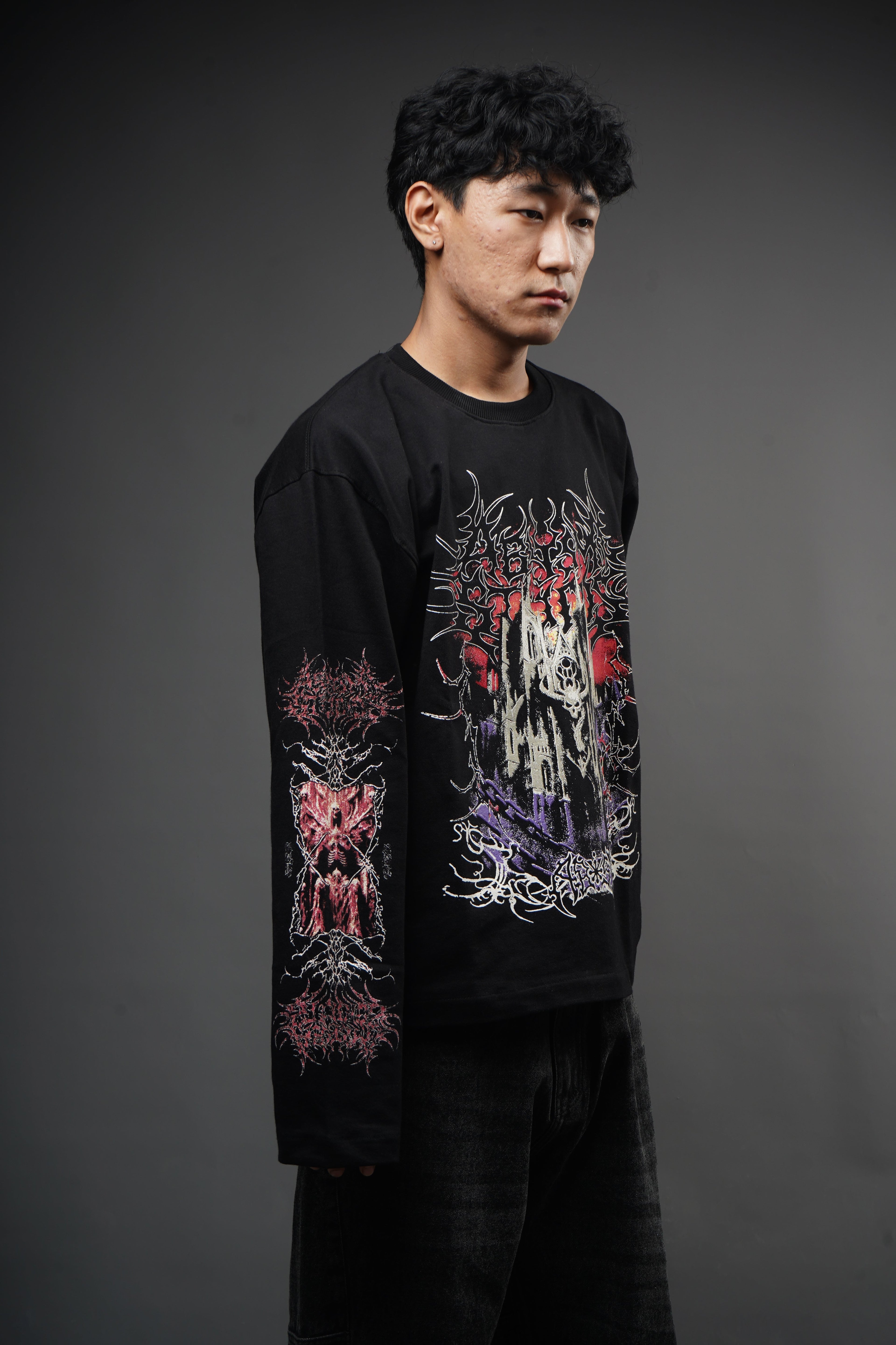 Abysm castle tee long sleeve
