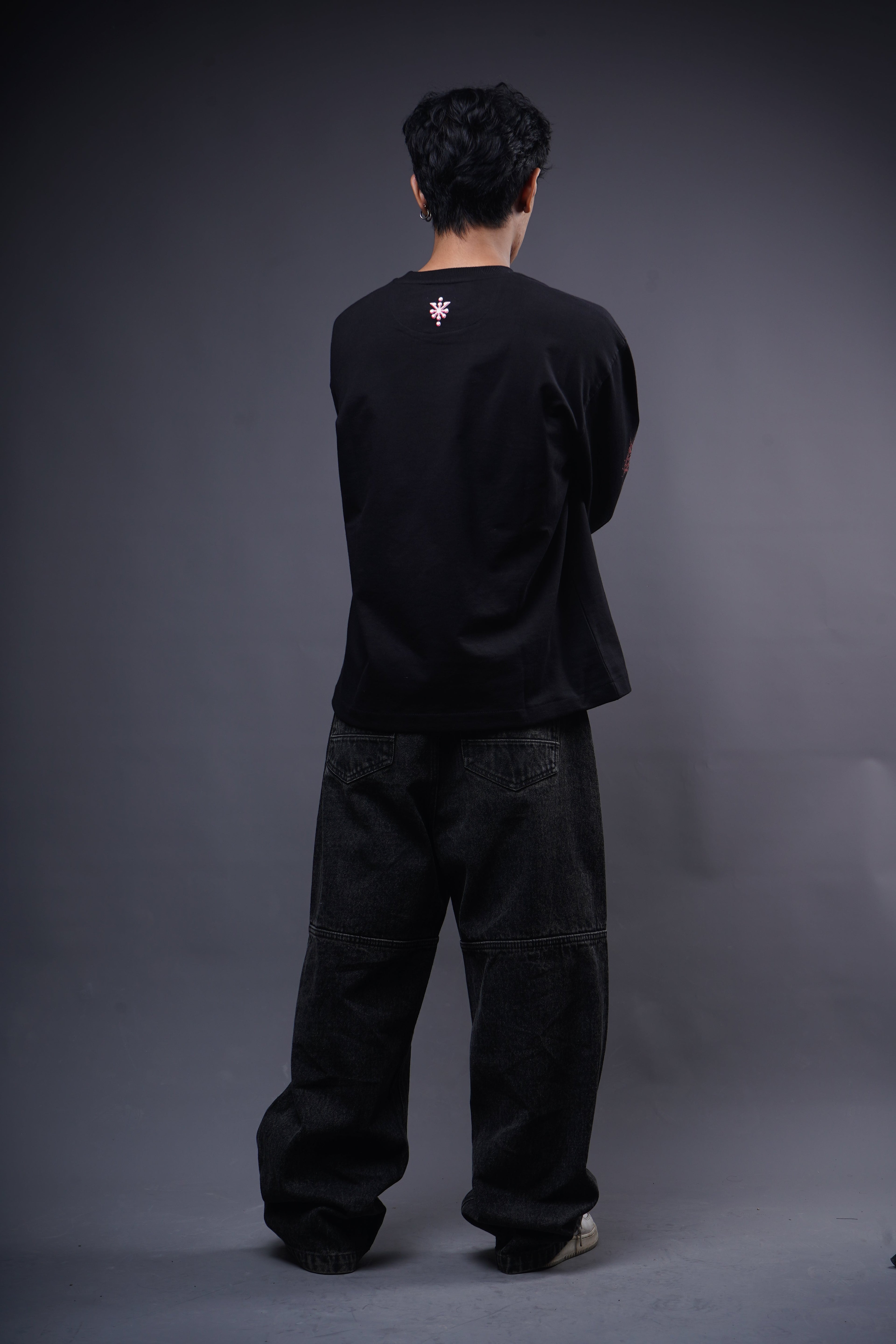 Abysm castle tee long sleeve