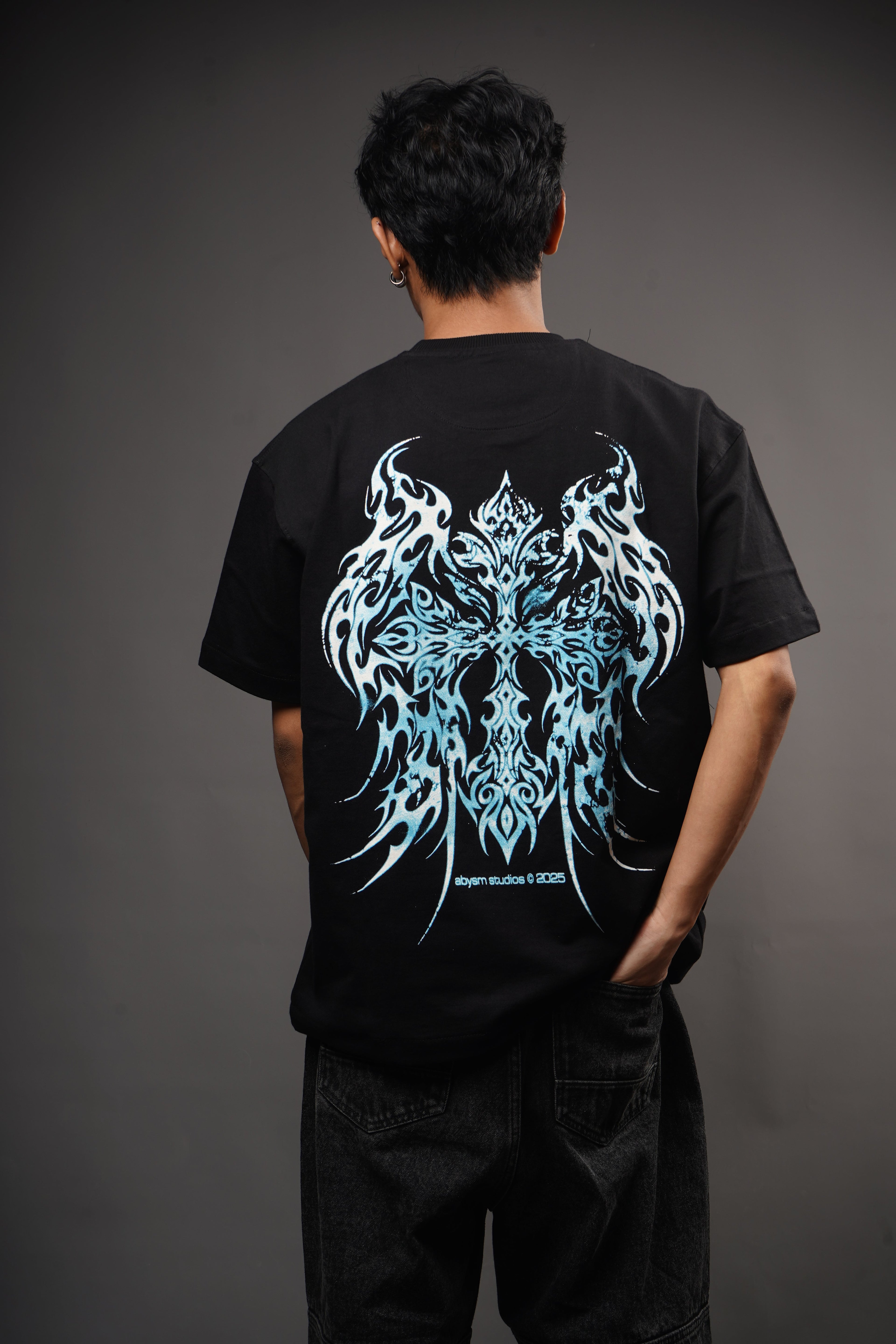 Abysm sanctum tee
