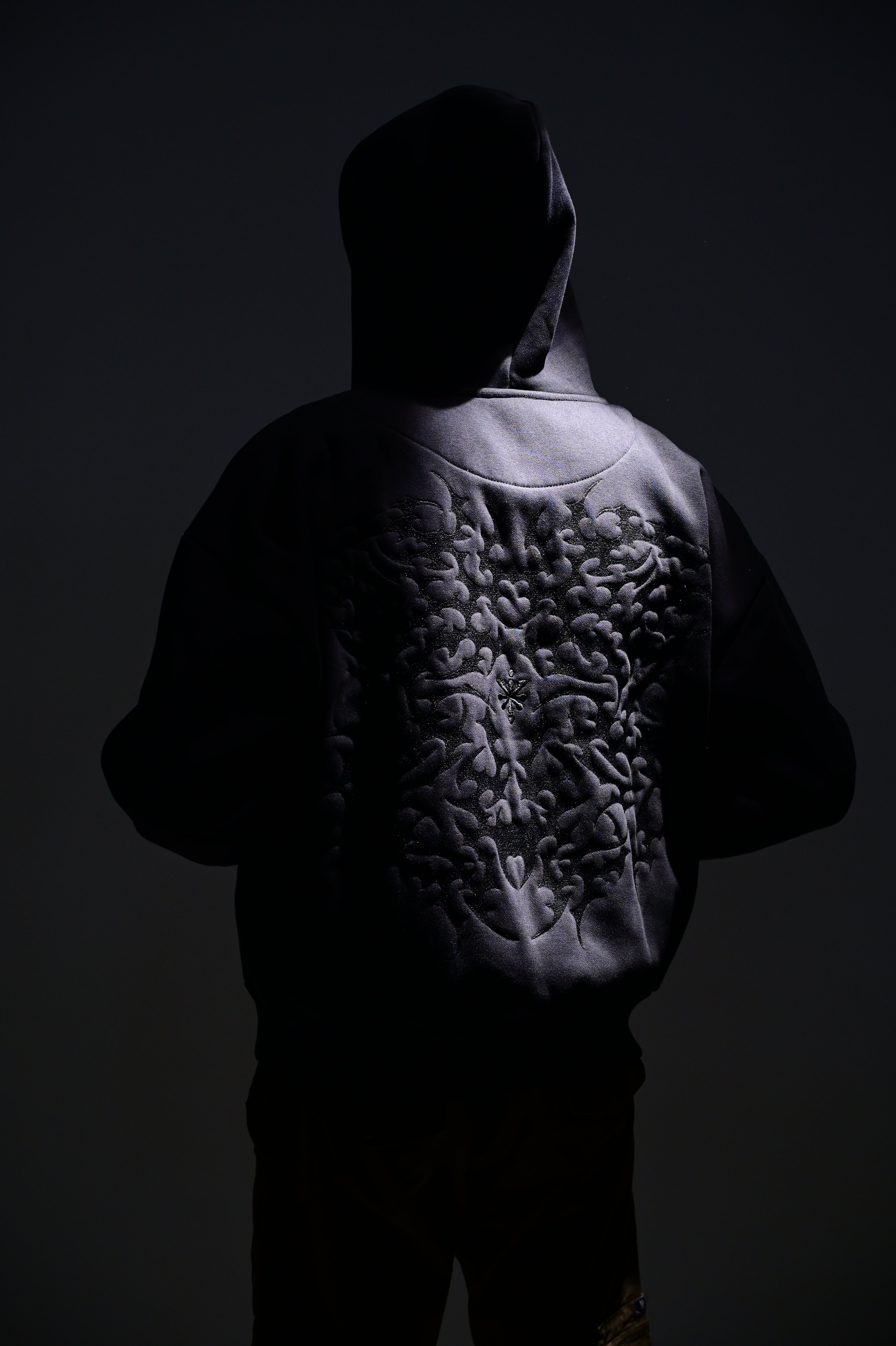 SIGIL EMBROIDERED HOODIE